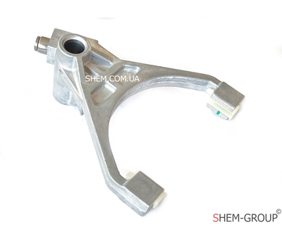 Вилка переключения раздаточной коробки BMW4426 SsangYong (4405596002, 4405.596.002, 4424096001, 4424.096.001, 4405096903)